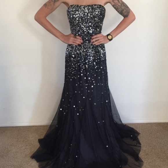 Adrianna Papell size 2 - Picture 1 of 8